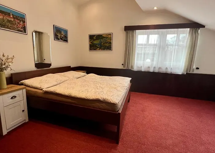 Guest house Tenis - Centrum 3*